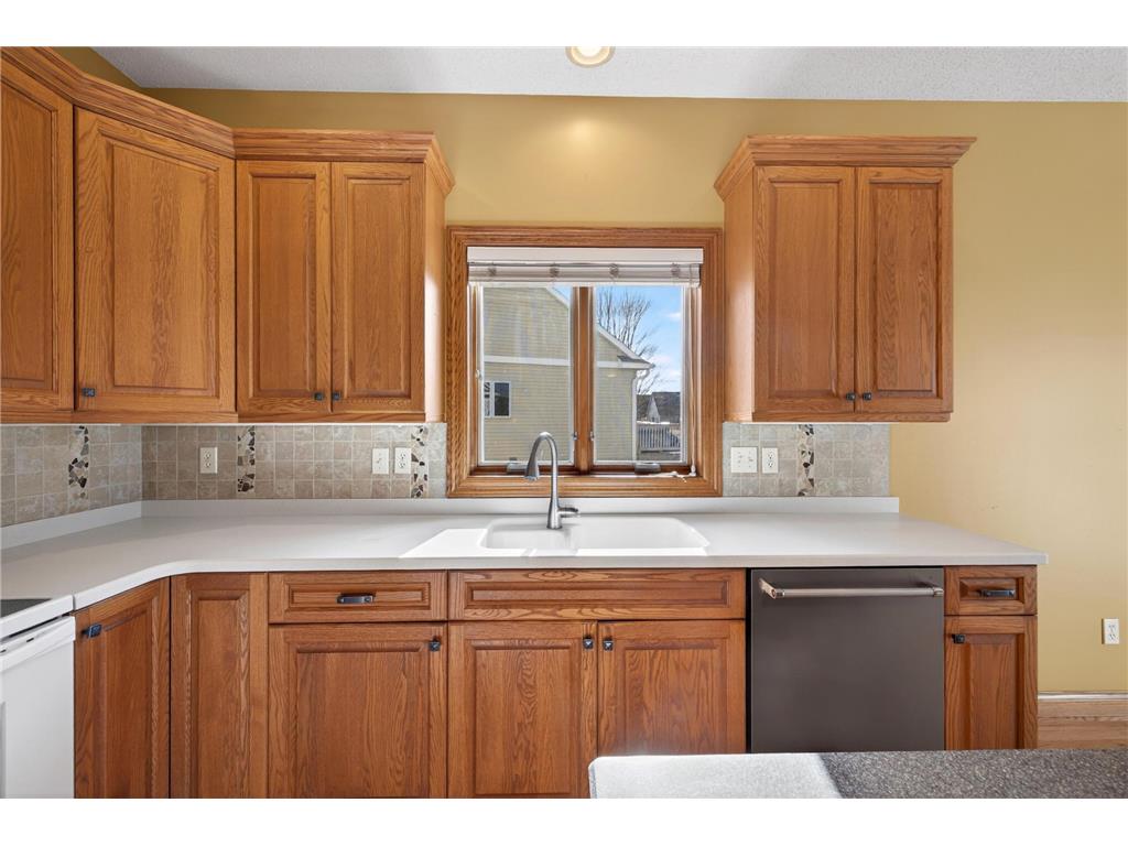 2272 Coral Court NE Rochester MN 55906 7046910 image16