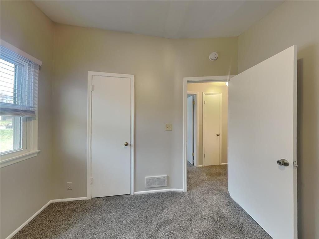 2272 Hazel Street N Maplewood MN 55109 6819100 image11