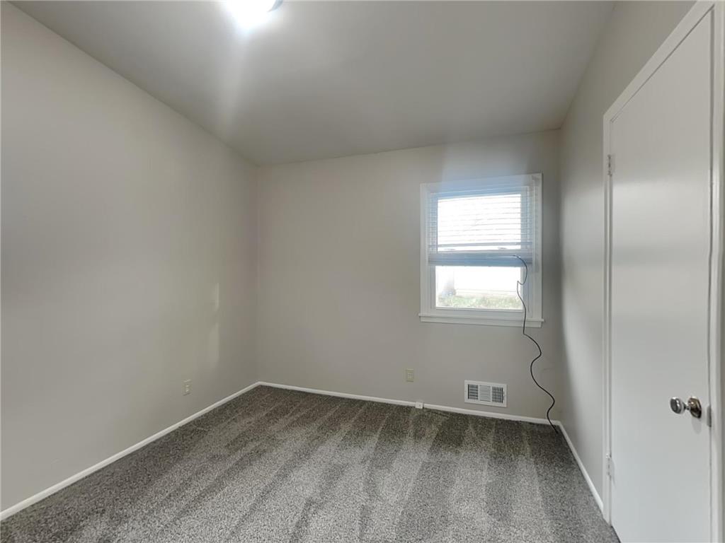 2272 Hazel Street N Maplewood MN 55109 6819100 image12