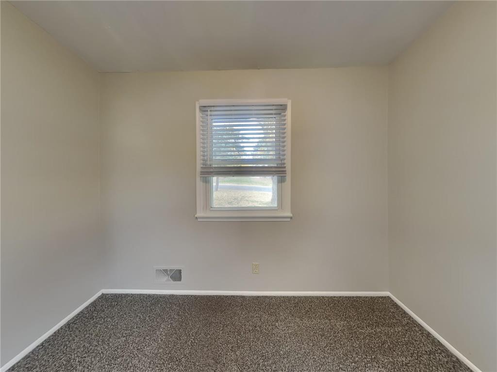 2272 Hazel Street N Maplewood MN 55109 6819100 image9