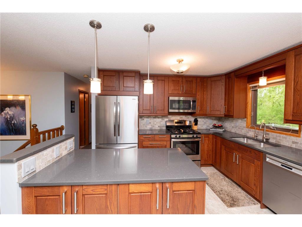2273 6th Street N North Saint Paul MN 55109 7067837 image19