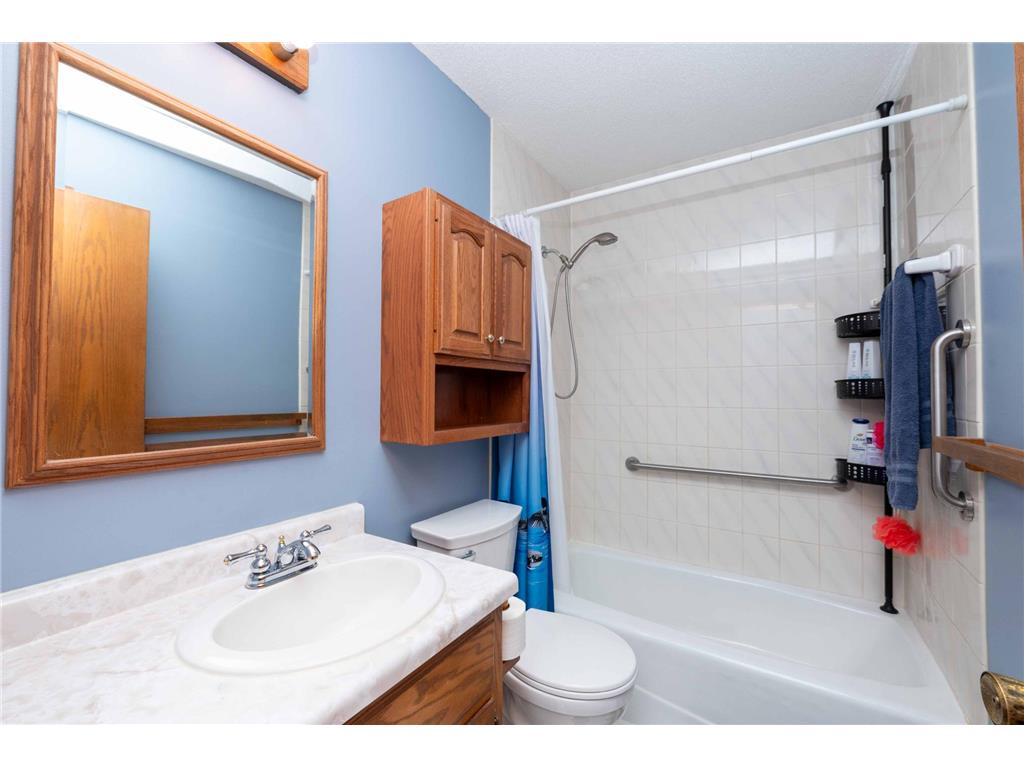 2273 6th Street N North Saint Paul MN 55109 7067837 image29