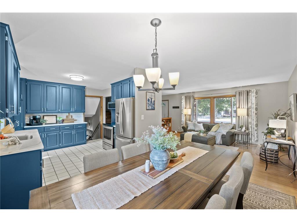 2274 County Road F E White Bear Lake MN 55110 6634030 image1