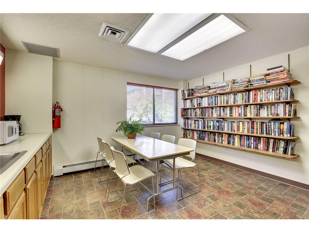 2275 Youngman Avenue #103W Saint Paul MN 55116 7071335 image31
