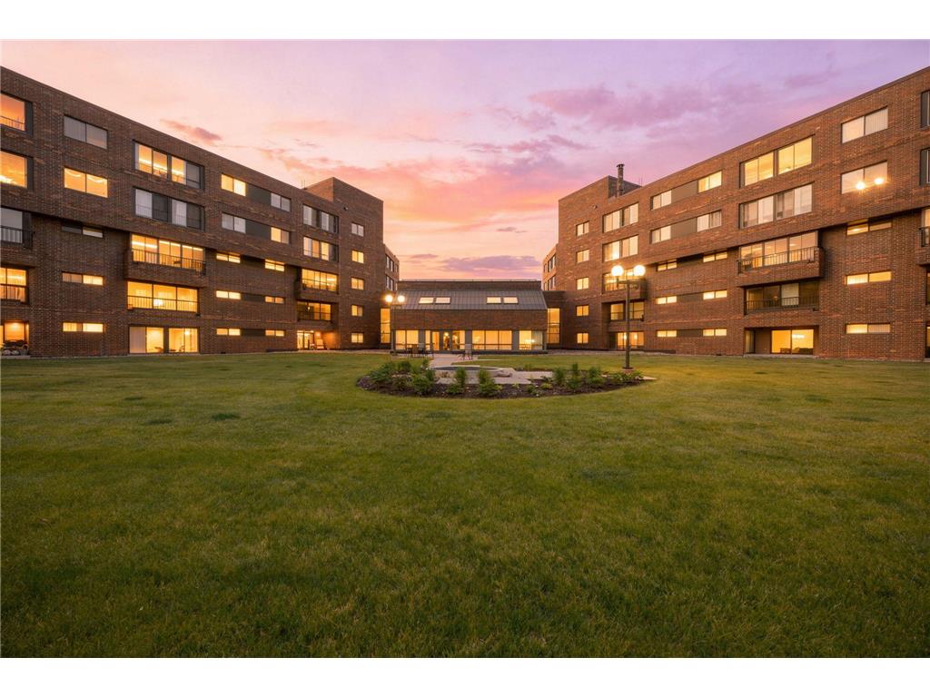 2275 Youngman Avenue #106W Saint Paul MN 55116 7077212 image1