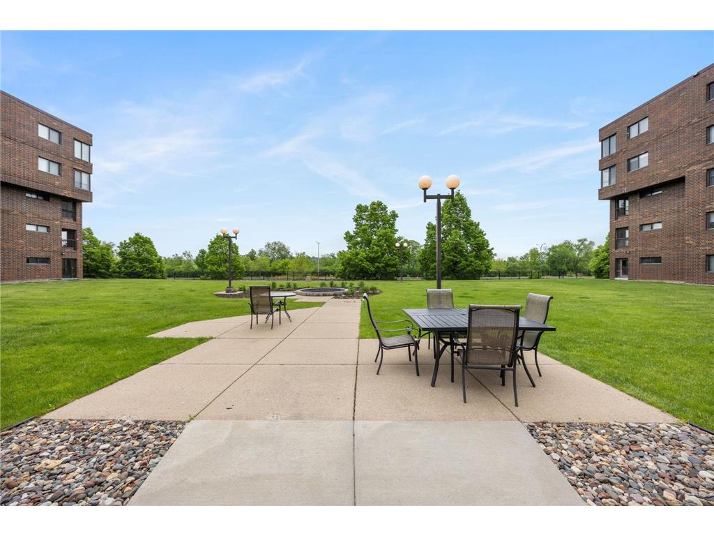2275 Youngman Avenue #106W Saint Paul MN 55116 7077212 image45