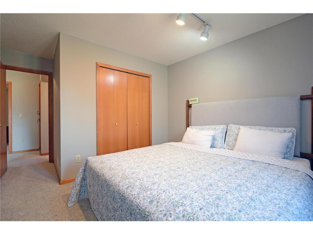 2276 NW 130th Avenue NW Coon Rapids MN 55448 7057001 image20