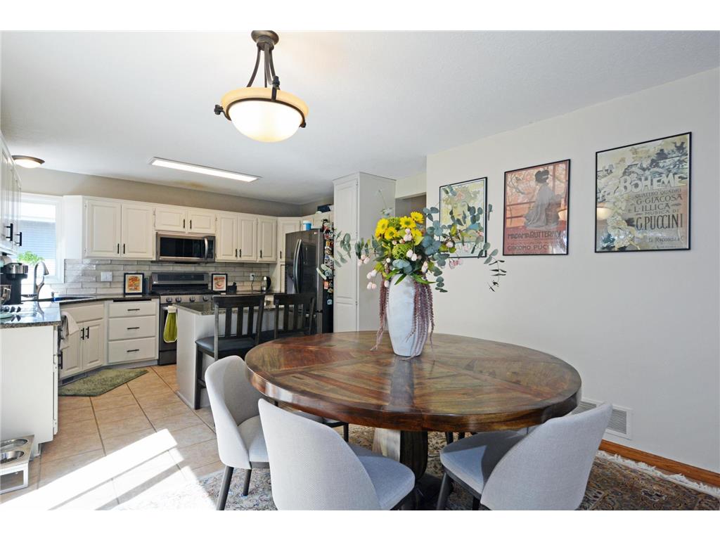2276 NW 130th Avenue NW Coon Rapids MN 55448 7057001 image8
