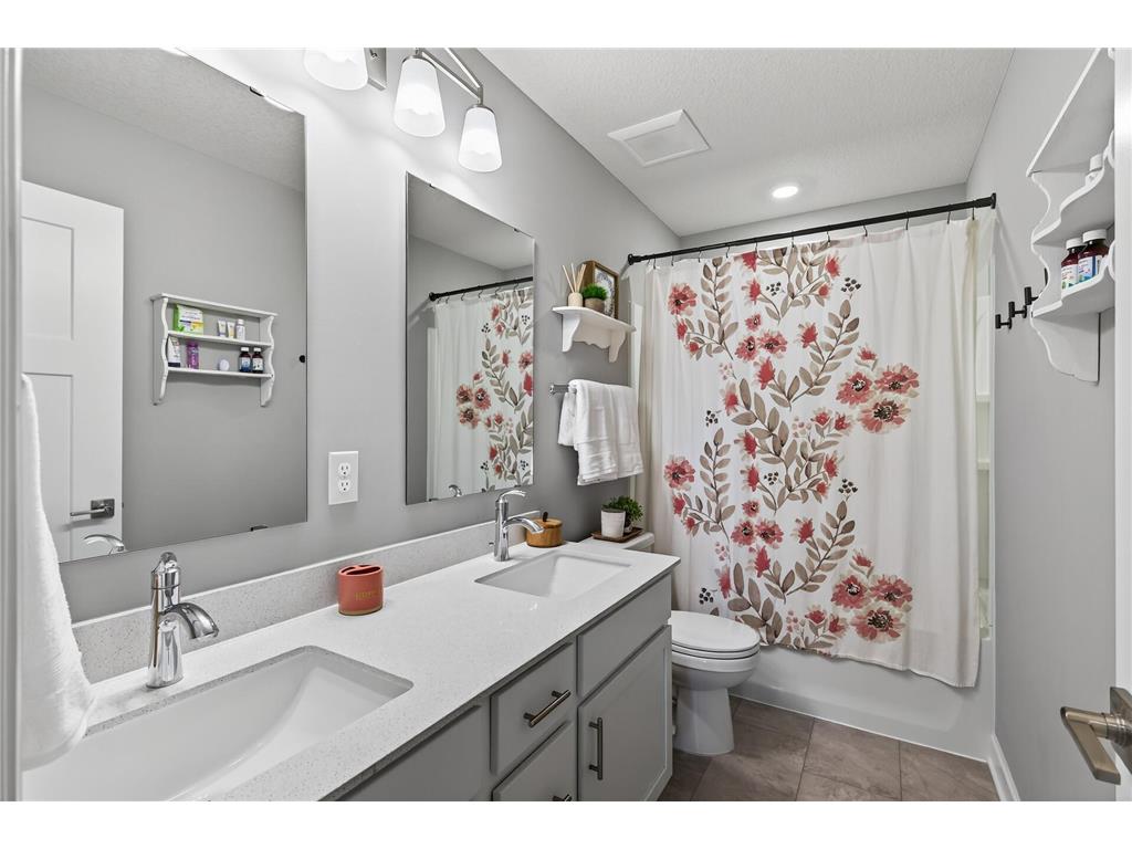 22765 Wood Lane Rogers MN 55374 6821246 image32