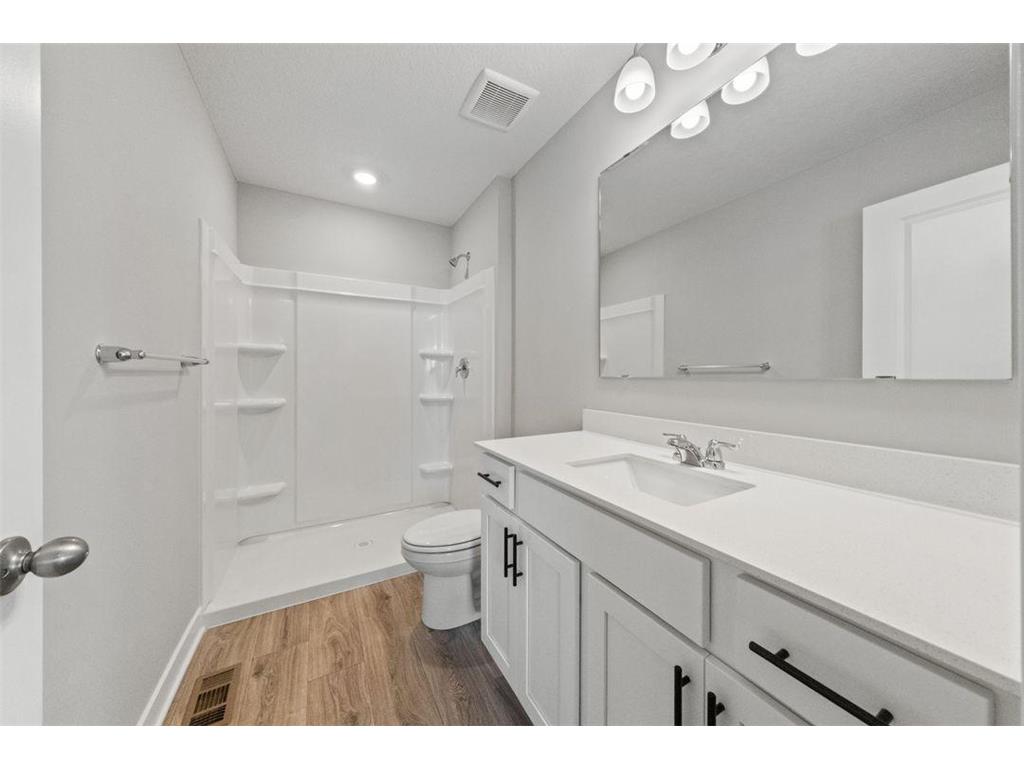 2278 LaTour Drive Shakopee MN 55379 7061321 image12