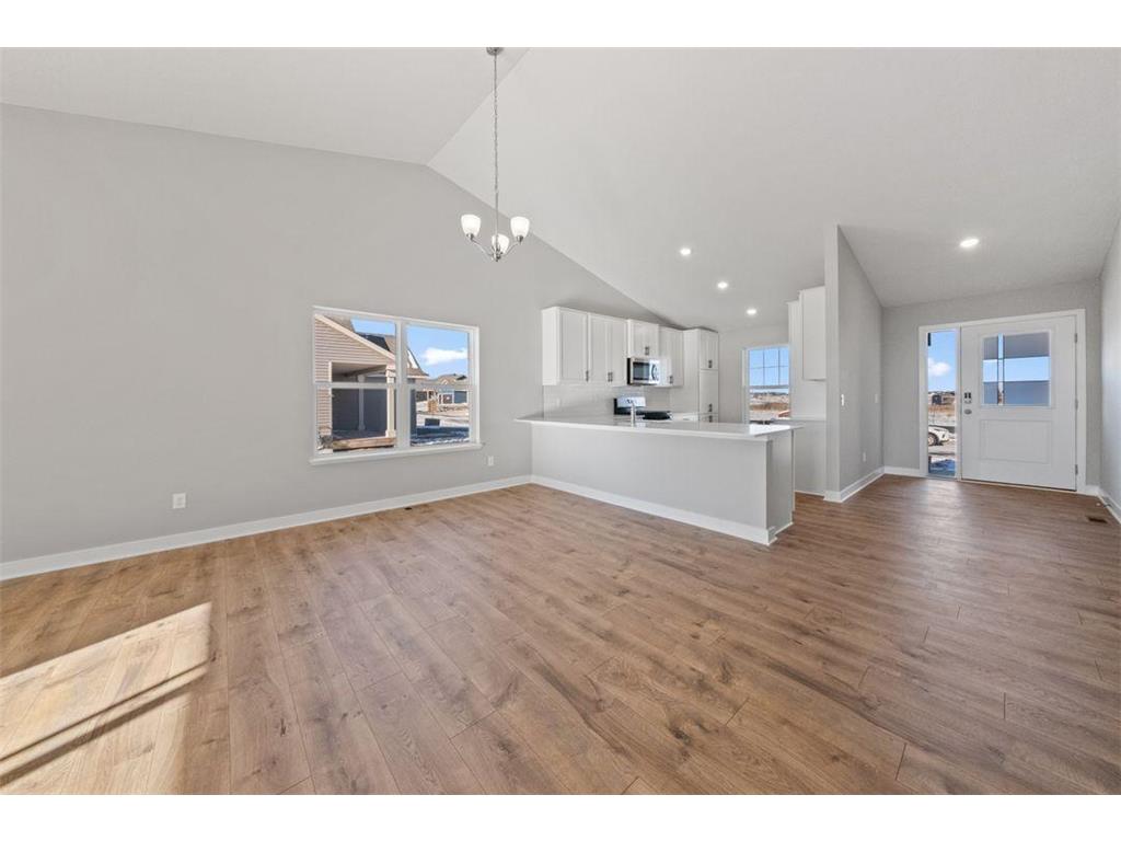 2278 LaTour Drive Shakopee MN 55379 7061321 image2