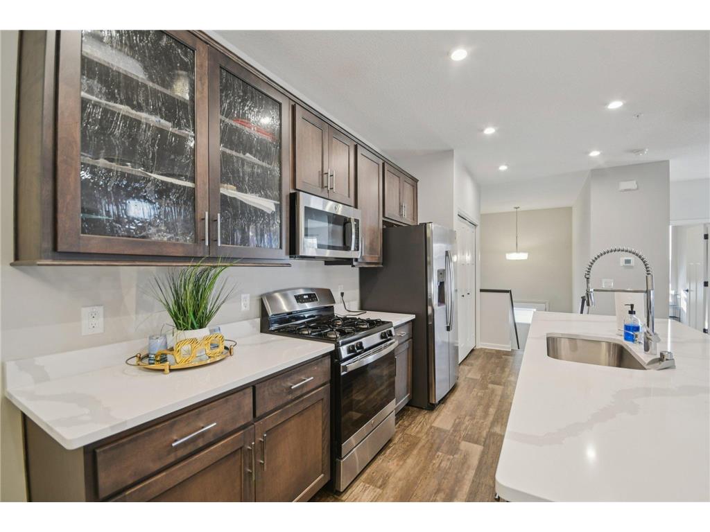 2278 Polar Way North Saint Paul MN 55109 7008807 image11