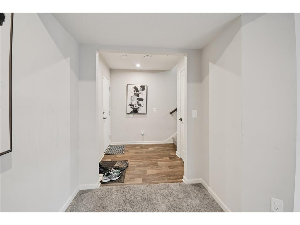 2278 Polar Way North Saint Paul MN 55109 7008807 image18