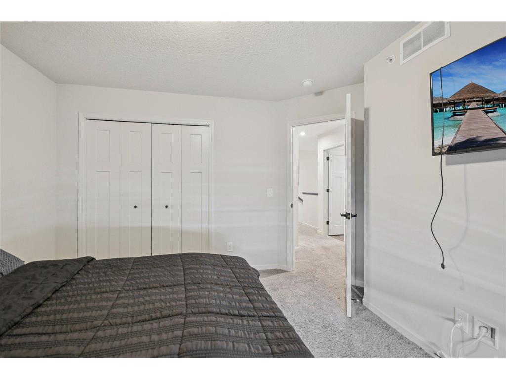 2278 Polar Way North Saint Paul MN 55109 7008807 image28