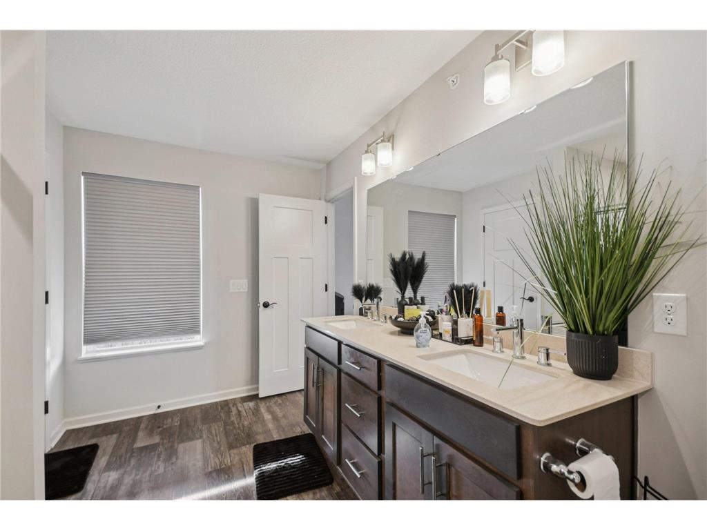 2278 Polar Way North Saint Paul MN 55109 7008807 image41