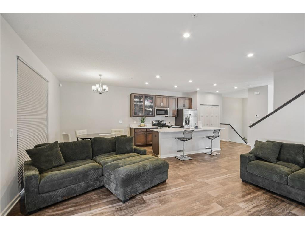 2278 Polar Way North Saint Paul MN 55109 7008807 image6