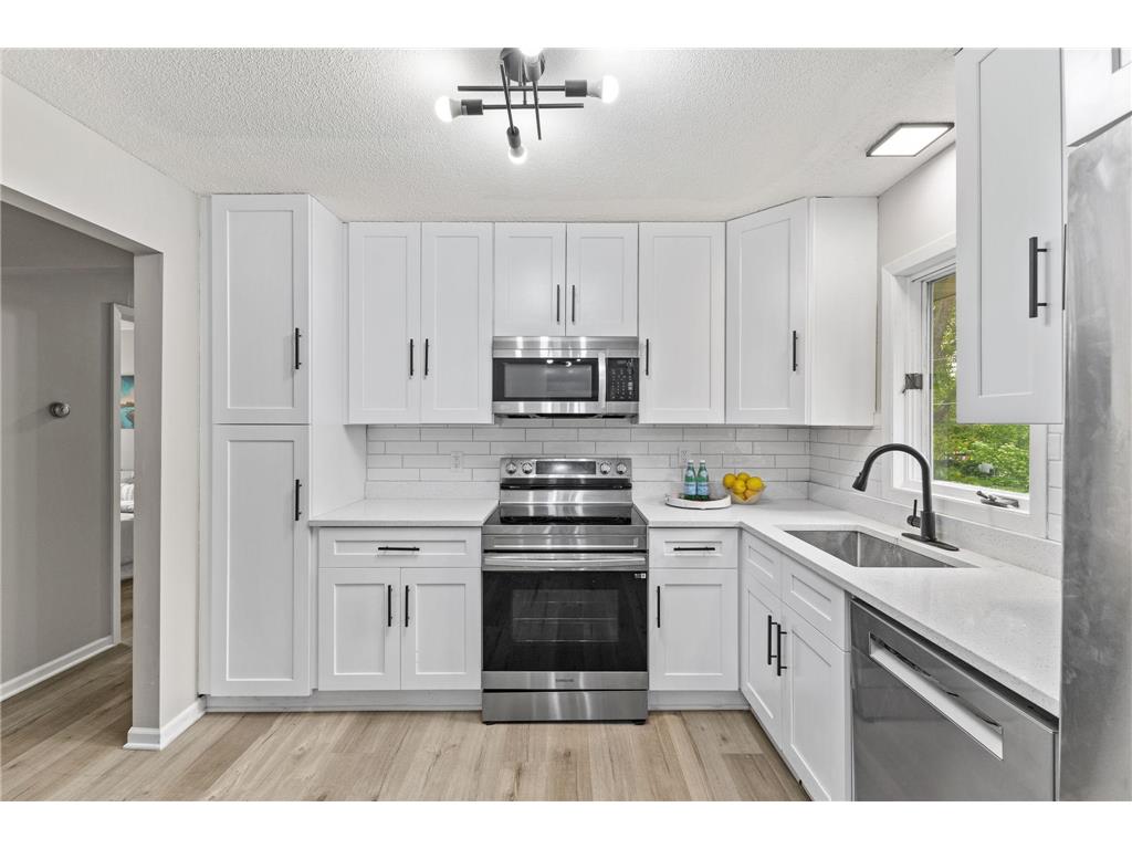 228 16th Avenue SW New Brighton MN 55112 6791985 image1