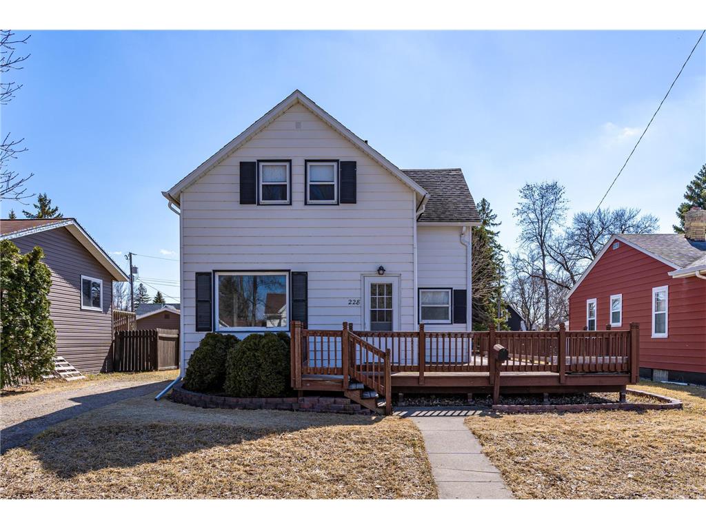 228 2nd Avenue N Crookston MN 56716 6515439 image1