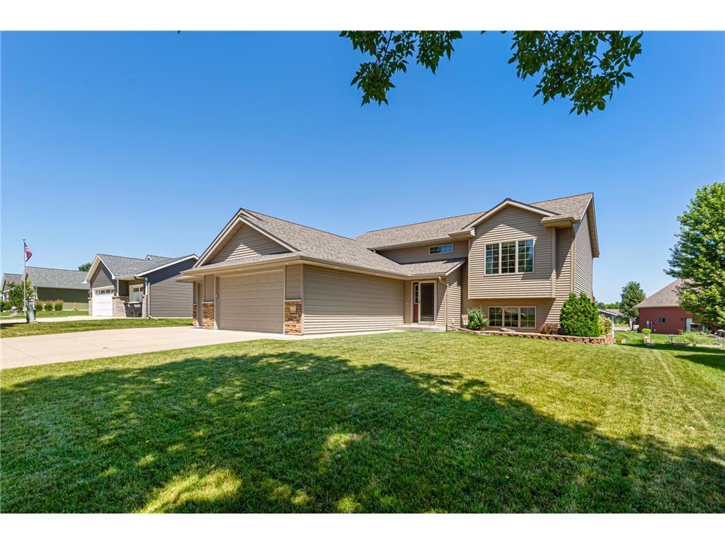 228 Creekside Drive Eagle Lake MN 56024 7110200 image1