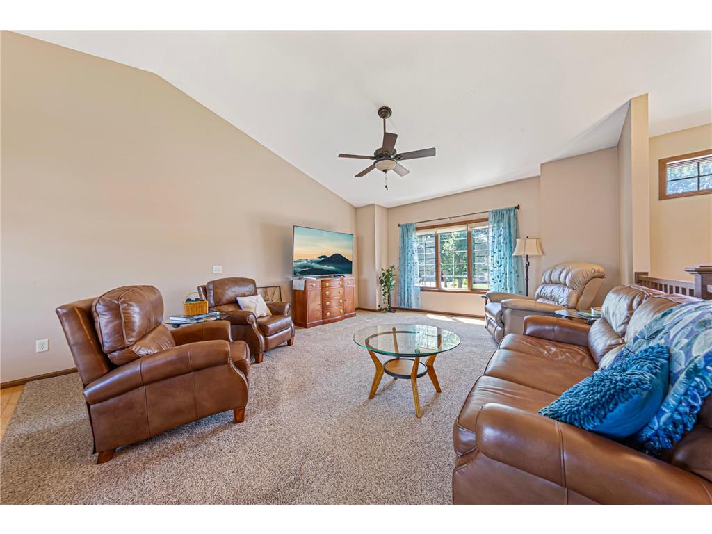 228 Creekside Drive Eagle Lake MN 56024 7110200 image13