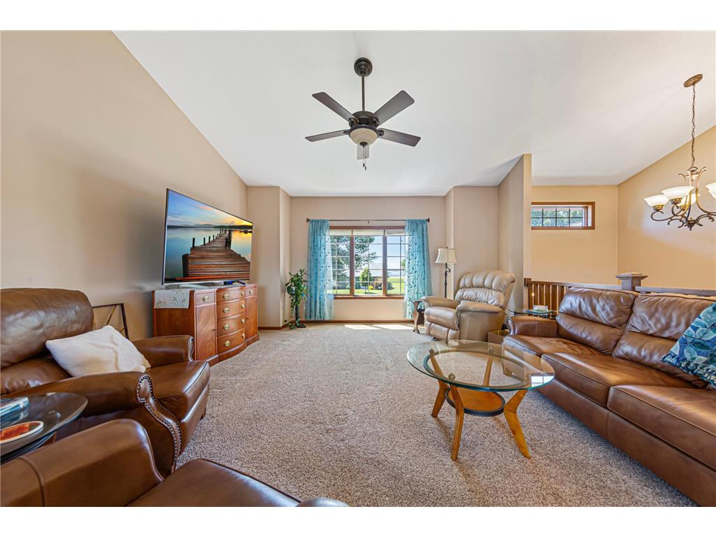 228 Creekside Drive Eagle Lake MN 56024 7110200 image14
