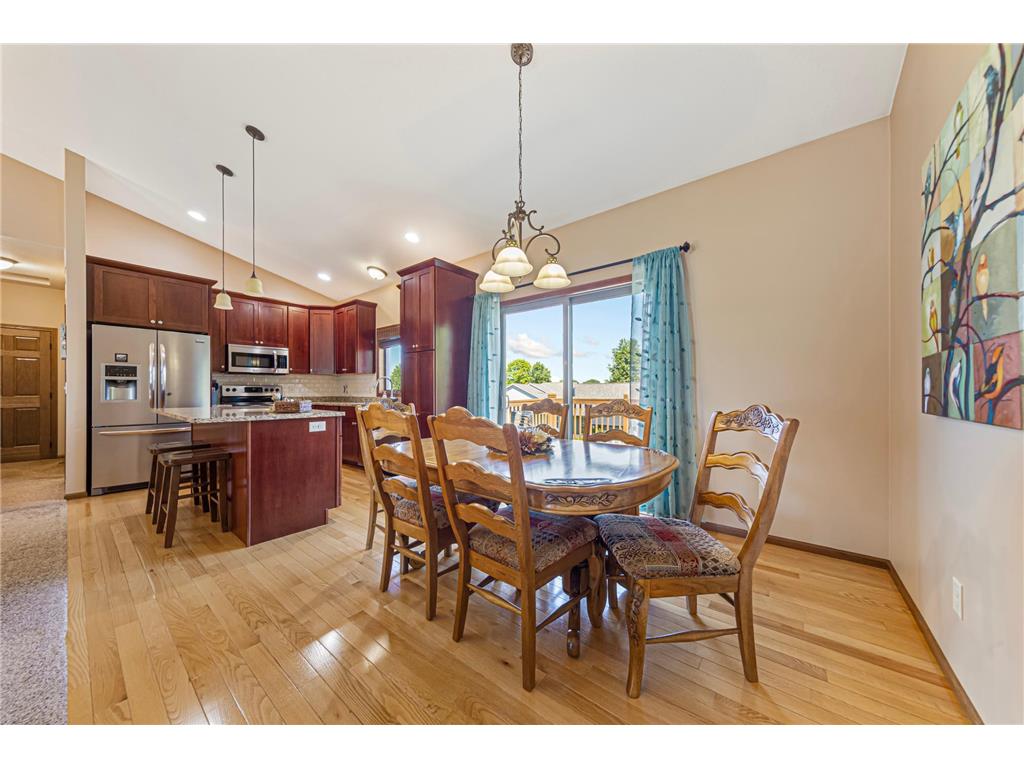 228 Creekside Drive Eagle Lake MN 56024 7110200 image16