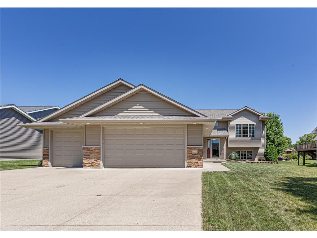 228 Creekside Drive Eagle Lake MN 56024 7110200 image2