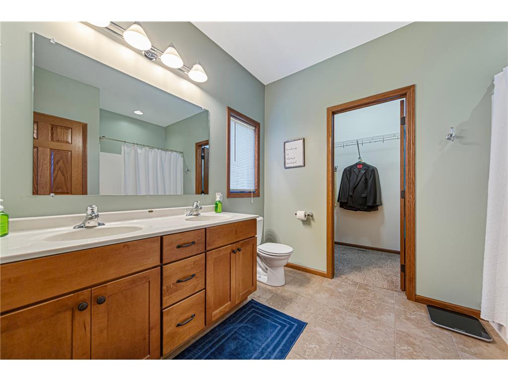 228 Creekside Drive Eagle Lake MN 56024 7110200 image27