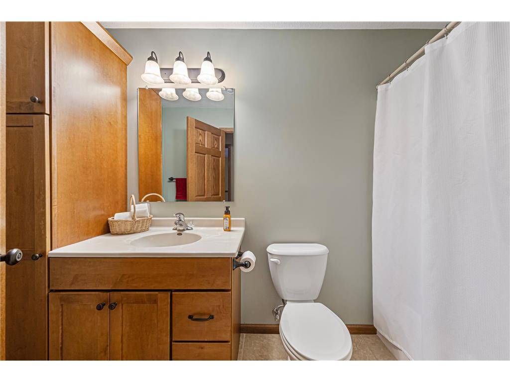 228 Creekside Drive Eagle Lake MN 56024 7110200 image38