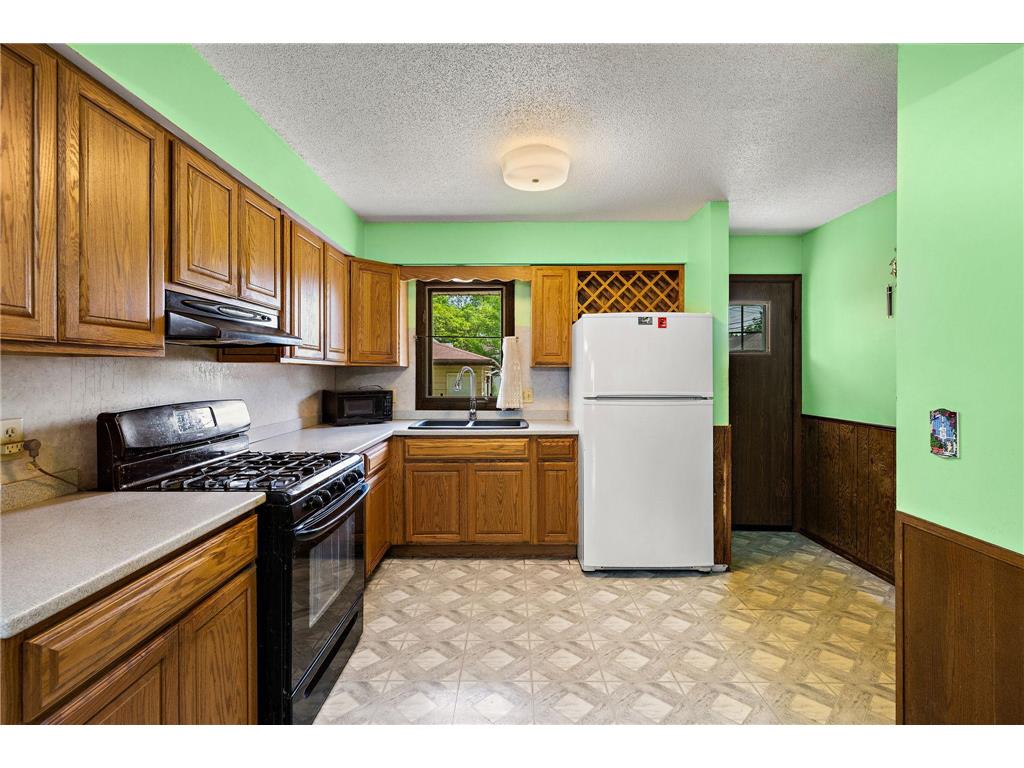 228 Duke Street Saint Paul MN 55102 7079705 image11