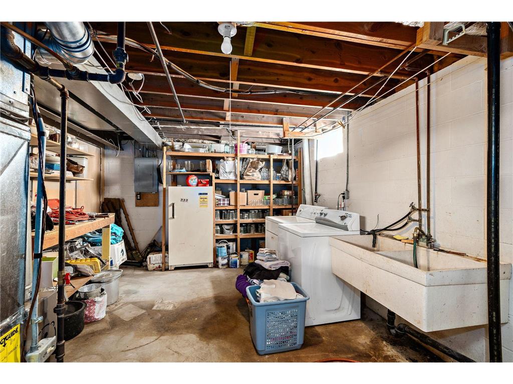 228 Duke Street Saint Paul MN 55102 7079705 image25