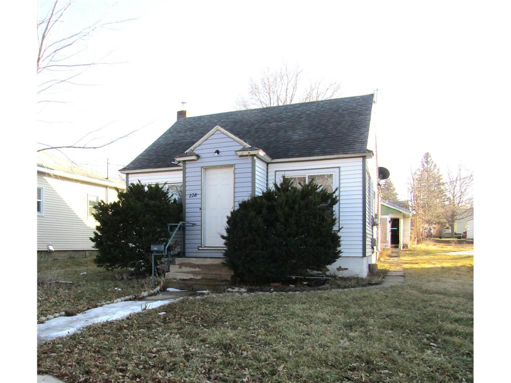 228 E Sorenson Avenue Appleton MN 56208 6486774 image1