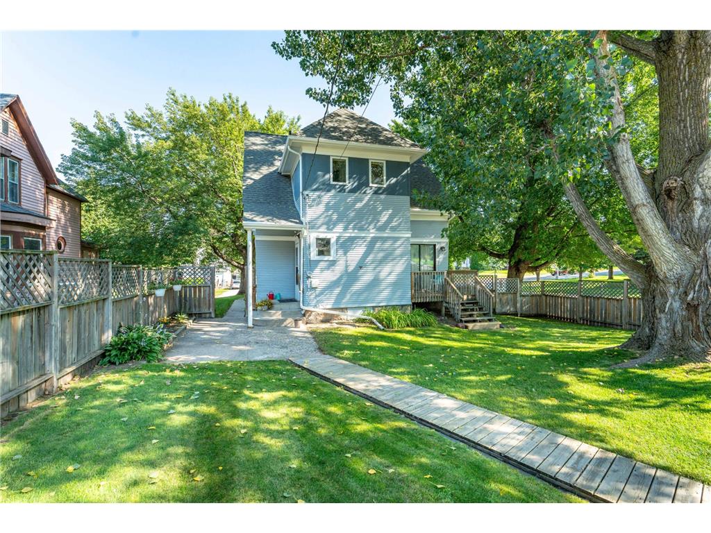 228 E Vernon Avenue Fergus Falls MN 56537 7068561 image3