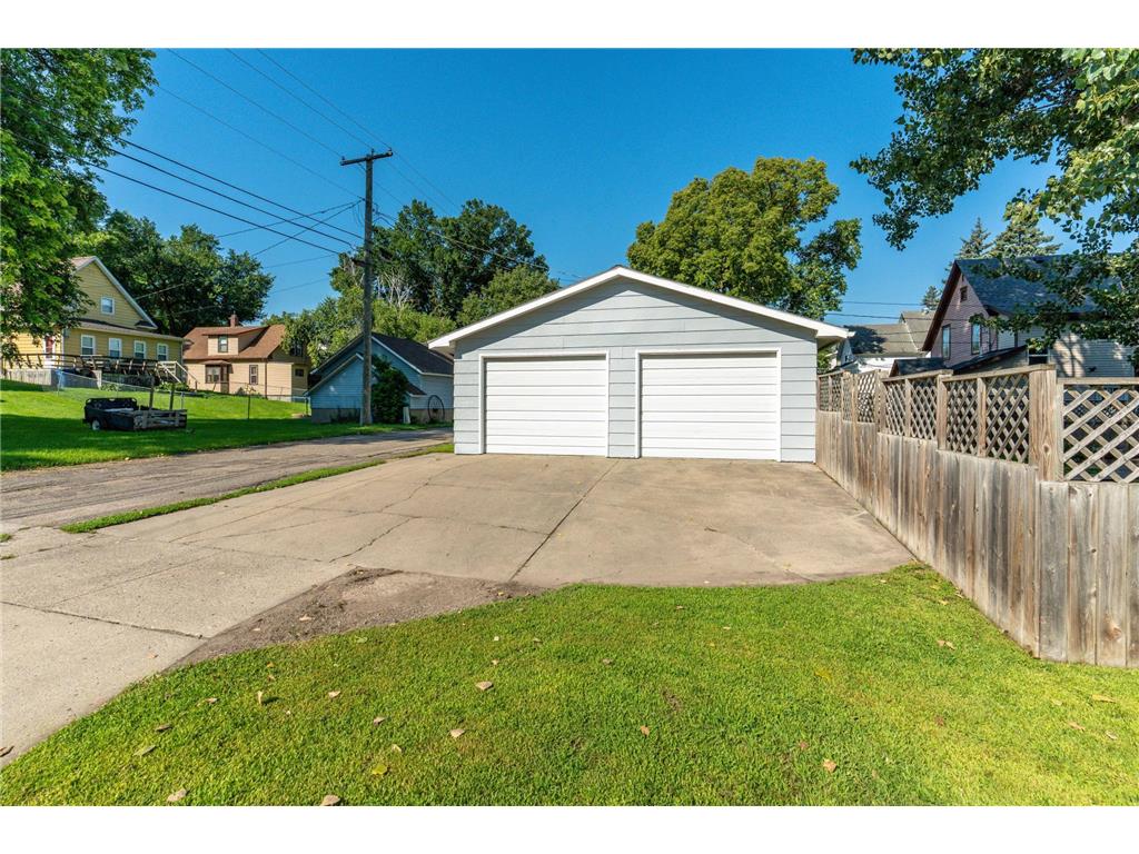 228 E Vernon Avenue Fergus Falls MN 56537 7068561 image5