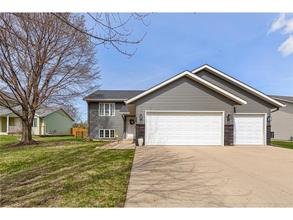 228 Inverness Drive Mankato MN 56001 7056381 image1