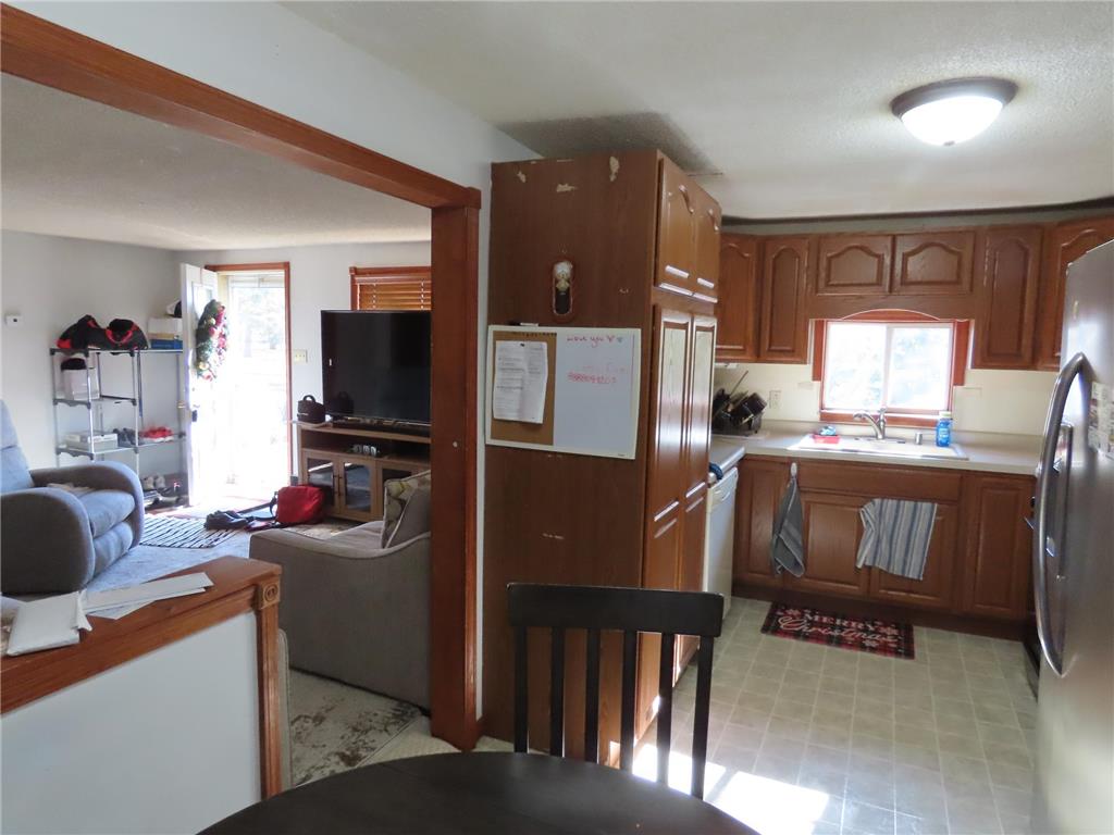 228 Minnesota Street Sandstone MN 55072 6816000 image10