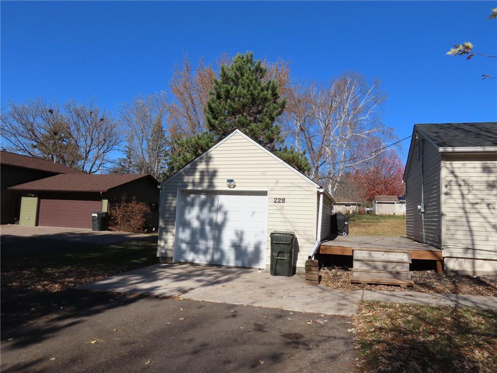 228 Minnesota Street Sandstone MN 55072 6816000 image8