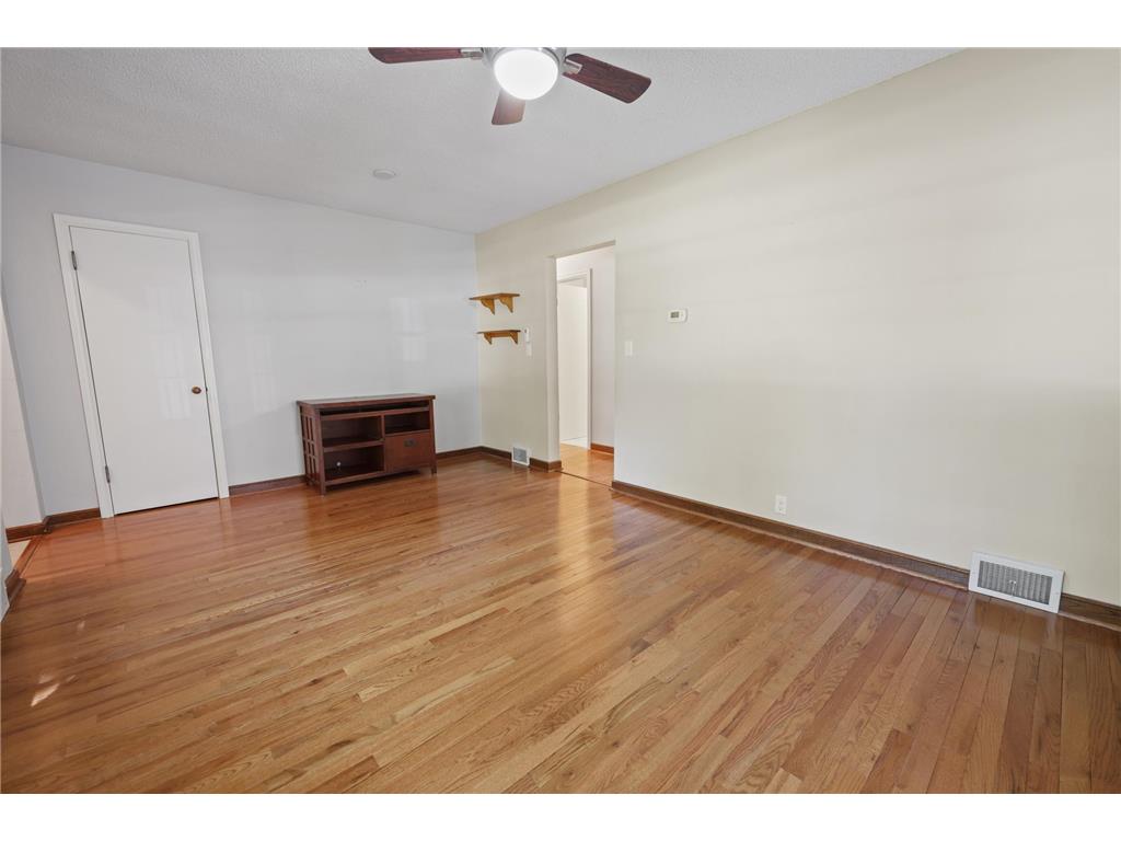 228 N Gilman Avenue Litchfield MN 55355 7091889 image28