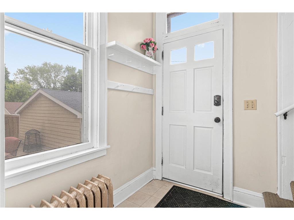 228 Victoria Street N Saint Paul MN 55104 7082738 image20