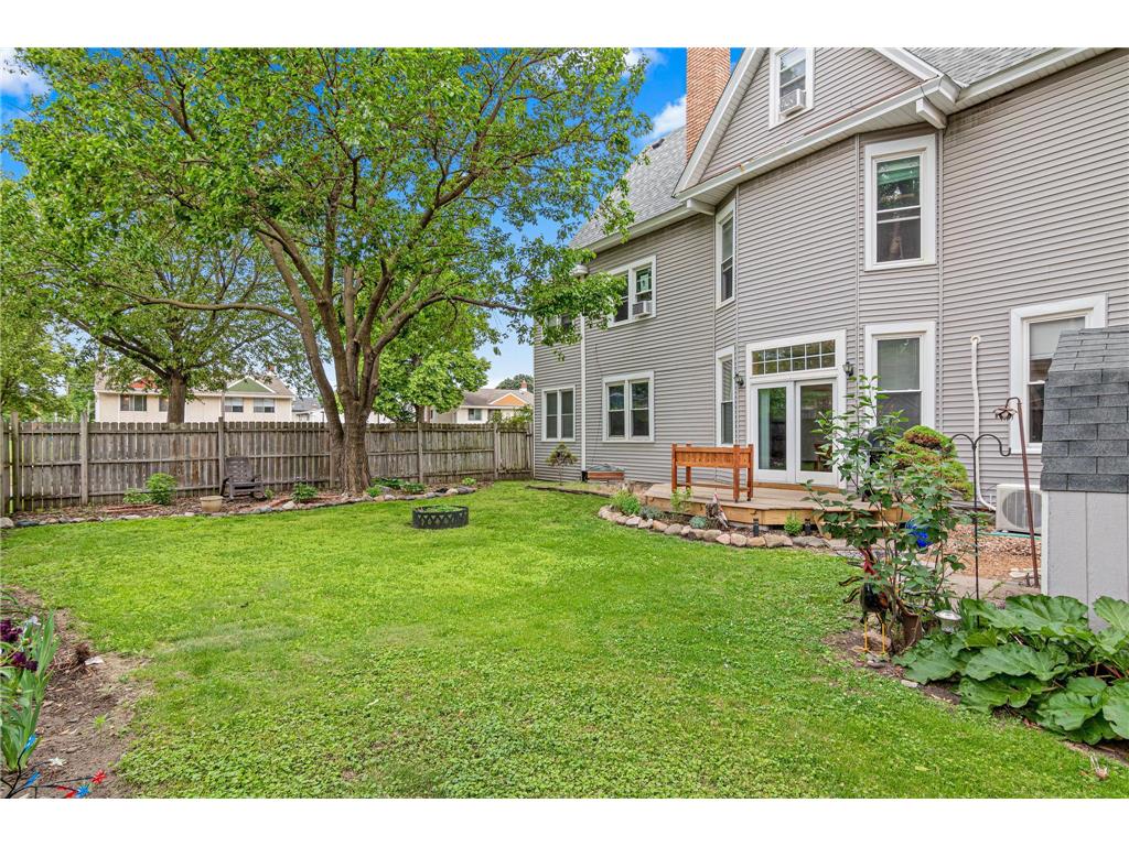 228 Victoria Street N Saint Paul MN 55104 7082738 image3