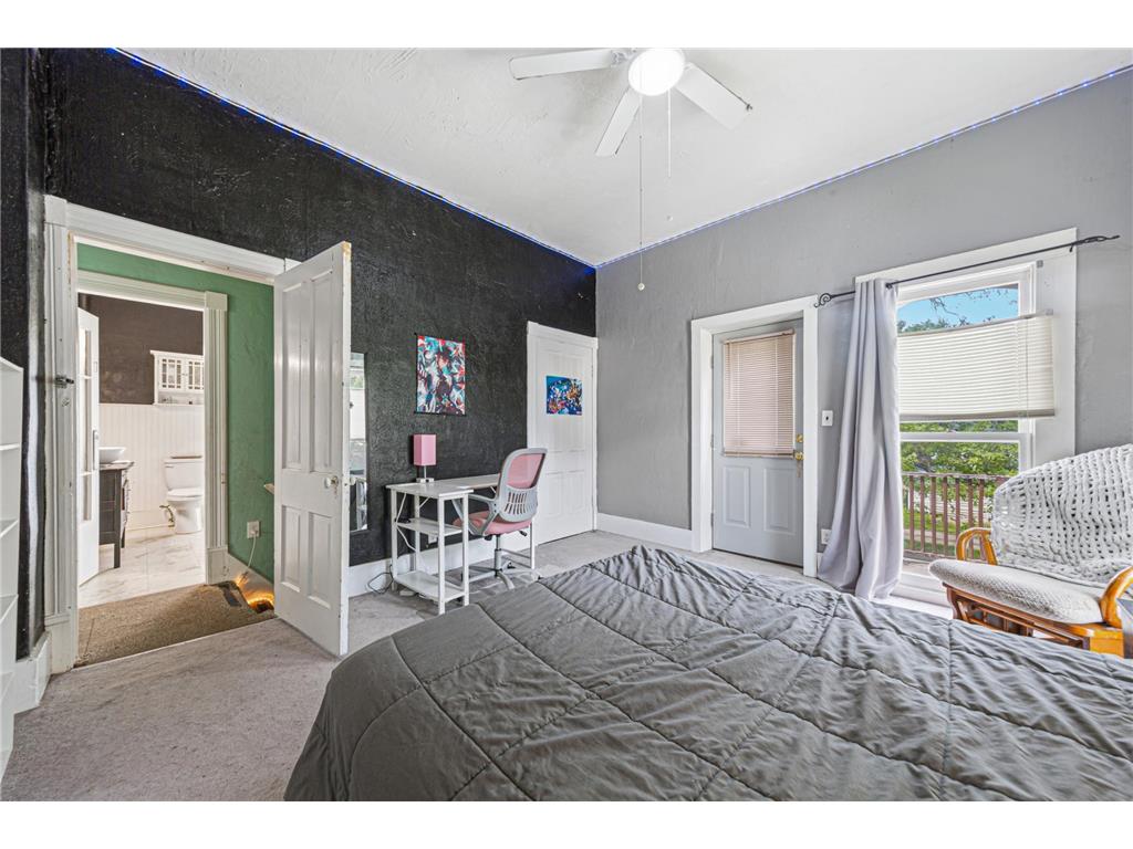 228 W 4th Street Blue Earth MN 56013 7073949 image18