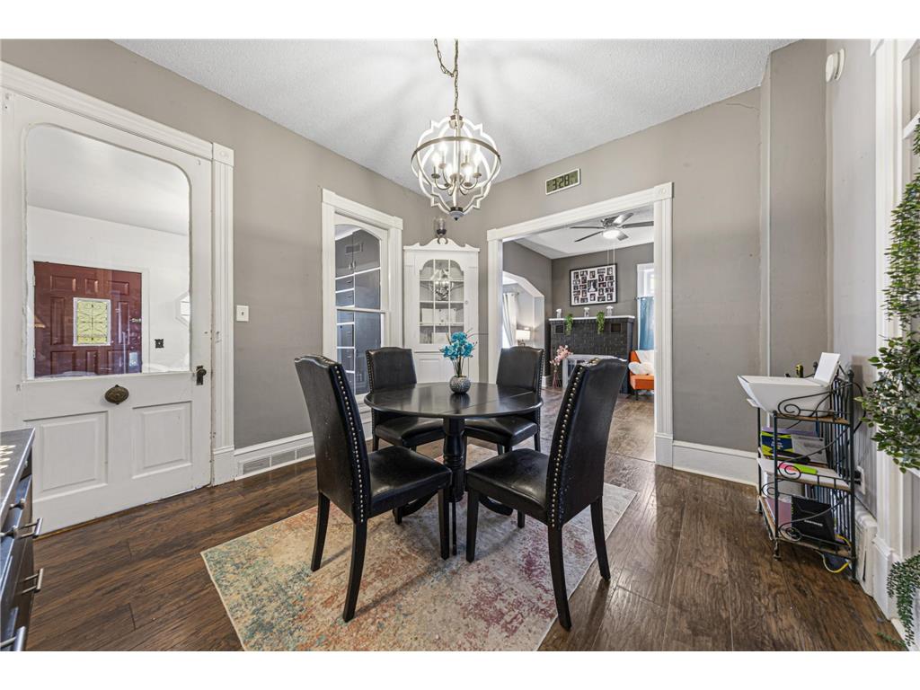 228 W 4th Street Blue Earth MN 56013 7073949 image5