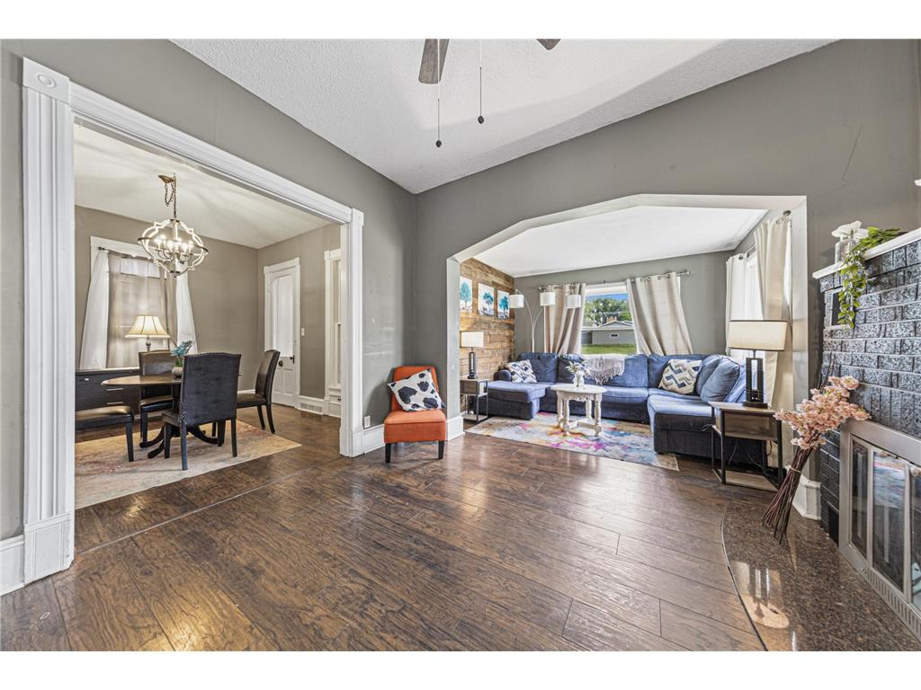 228 W 4th Street Blue Earth MN 56013 7073949 image6
