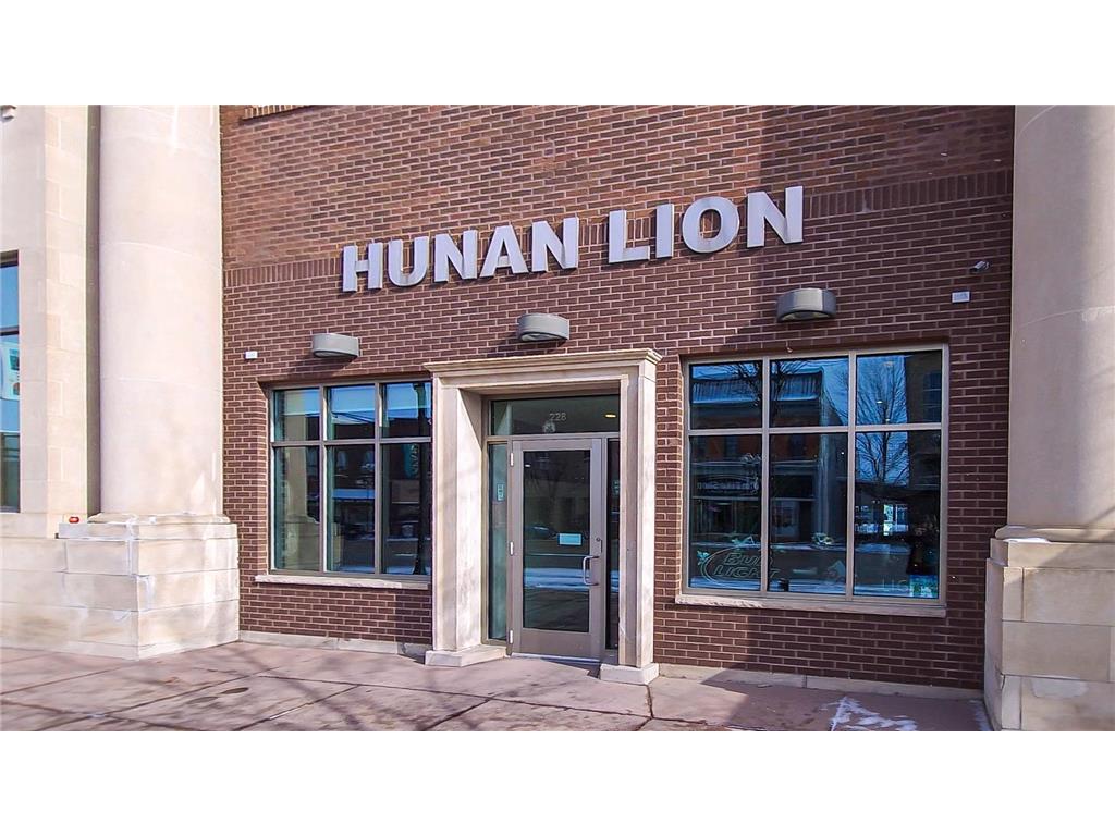 228 W Main Street Marshall MN 56258 6483718 image1