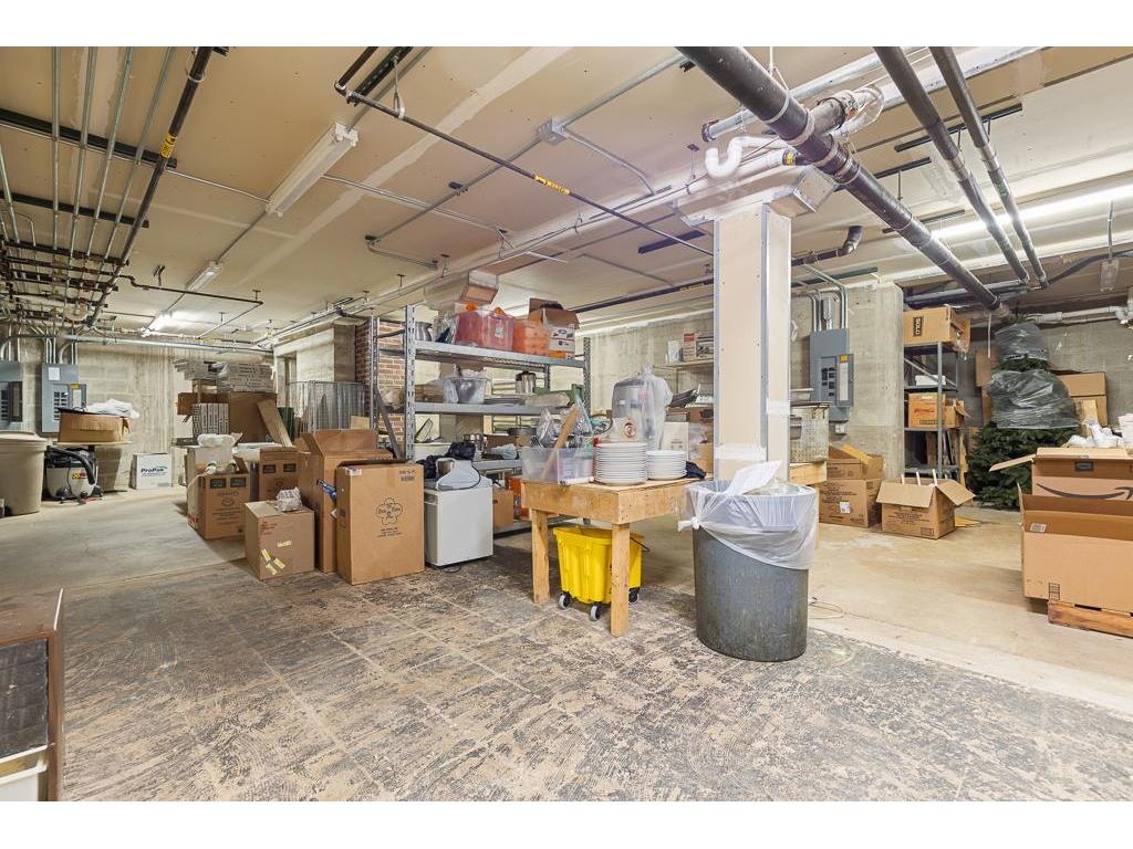 228 W Main Street Marshall MN 56258 6483718 image53