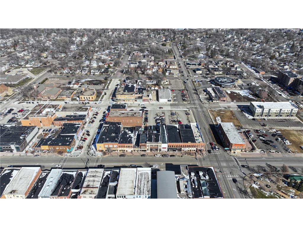 228 W Main Street Marshall MN 56258 6483718 image61