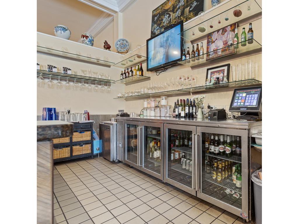 228 W Main Street Marshall MN 56258 6483718 image7