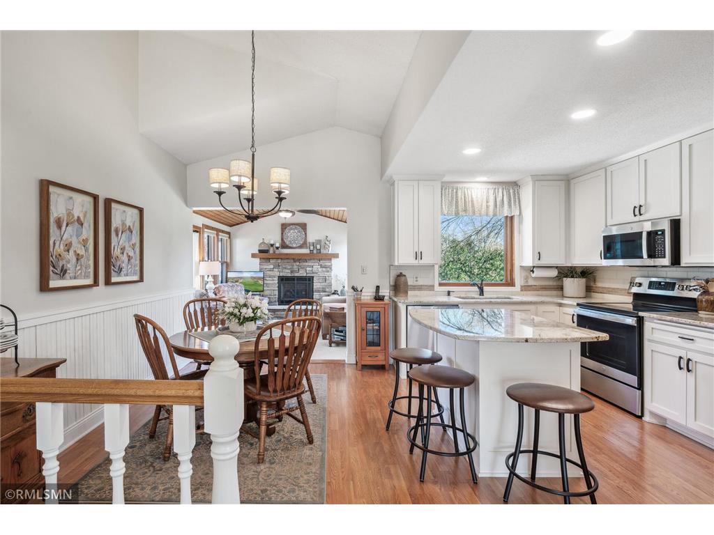 228 Wedgewood Drive Mahtomedi MN 55115 6525596 image1