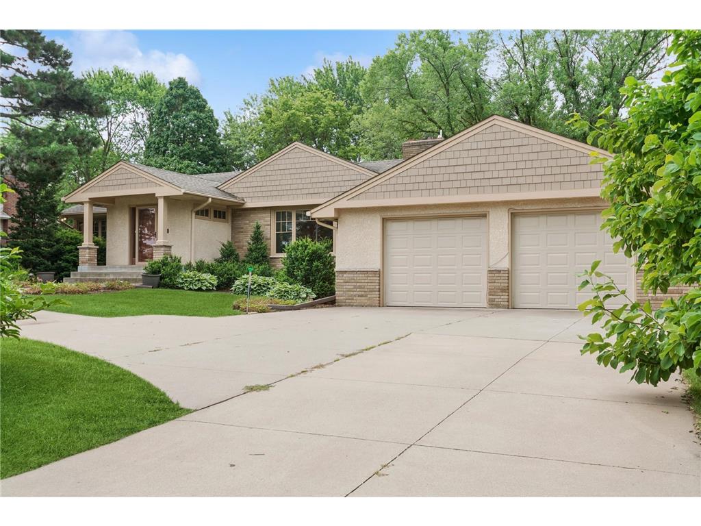 2280 Highway 36 W Roseville MN 55113 6756112 image1