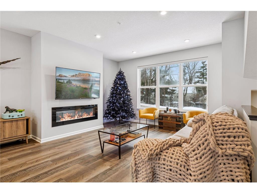 2280 Polar Way North Saint Paul MN 55109 7018879 image2